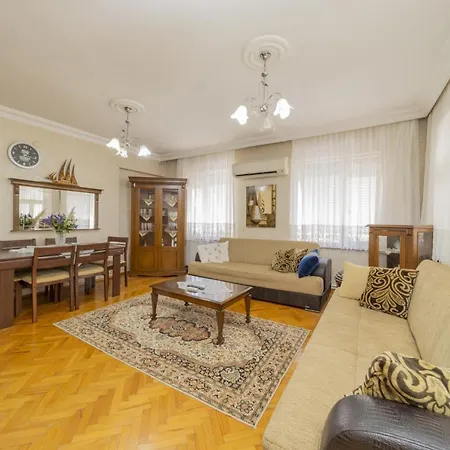 Apartment Cozy Flat W Balcony 10 Min To In Antalya