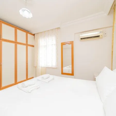 Cozy Flat W Balcony 10 Min To In Antalya
