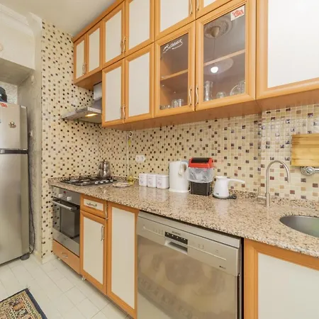 Cozy Flat W Balcony 10 Min To In Apartment